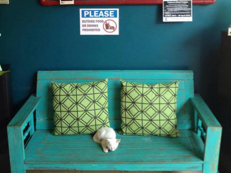 Monkey Dive Hostel Khaolak Khao Lak Bagian luar foto